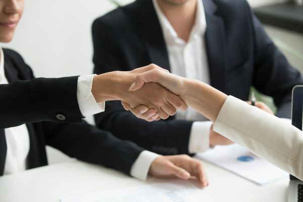 Comment réussir votre transmission d'entreprise avec For Talents ?